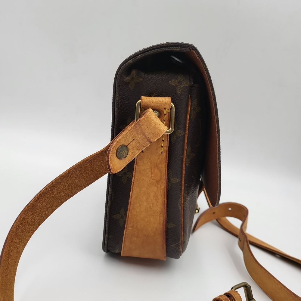 Louis Vuitton Monogram Cartouchiere MM, Authentic w/COA... - Picture 2 of 16